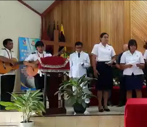 Menyanyi Lagu Bahasa Taa